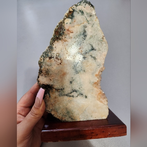 Pink Amethyst on stand - Picture 1 of 1